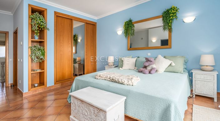 Image No.15-5 Bed Villa for sale