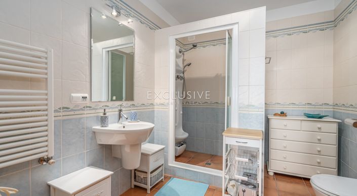 Image No.22-5 Bed Villa for sale