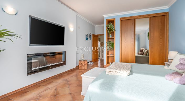 Image No.38-5 Bed Villa for sale