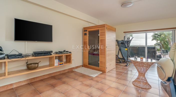 Image No.43-5 Bed Villa for sale