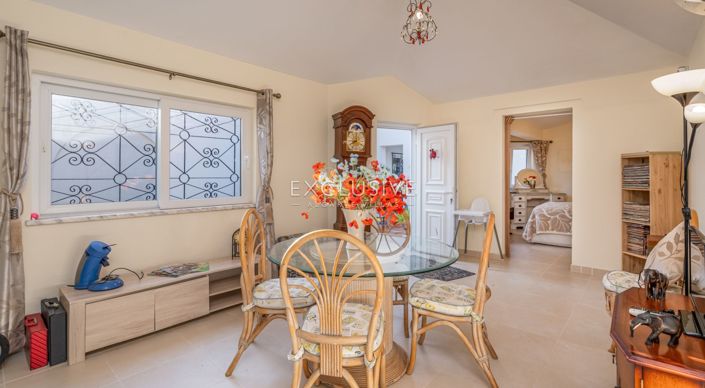 Image No.25-Villa de 6 chambres à vendre à Lagos