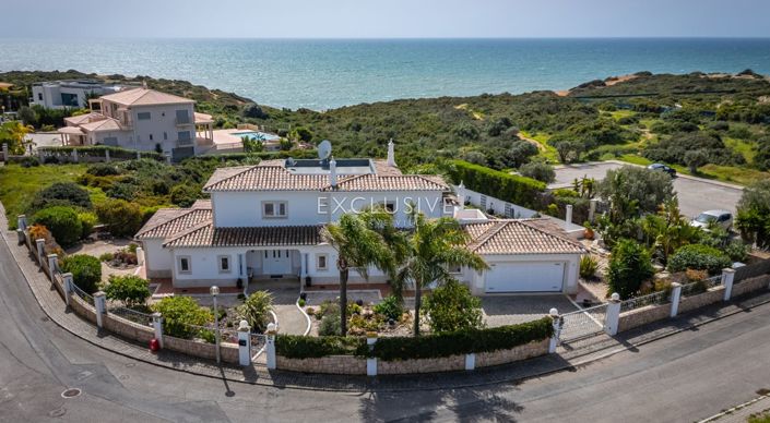 Image No.1-4 Bed Villa for sale