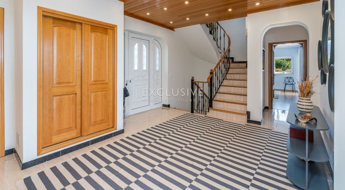 Image No.18-4 Bed Villa for sale