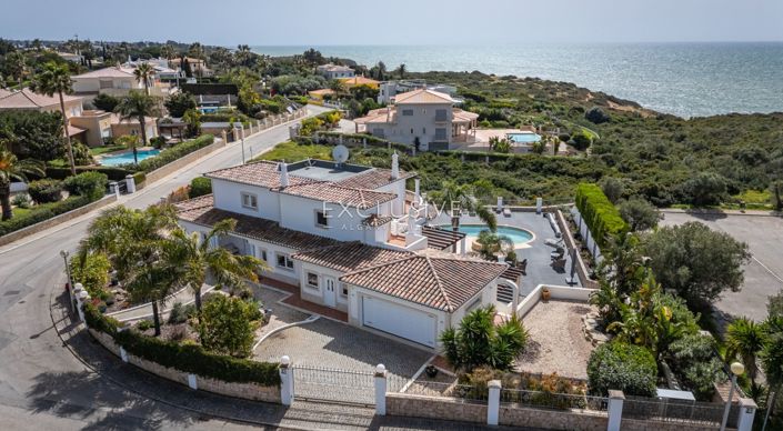 Image No.2-Villa de 4 chambres à vendre à Lagoa