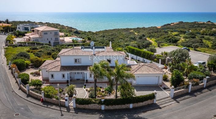Image No.2-4 Bed Villa for sale