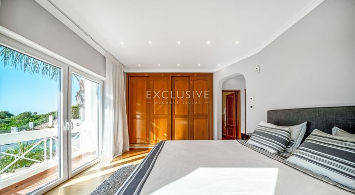 Image No.27-4 Bed Villa for sale