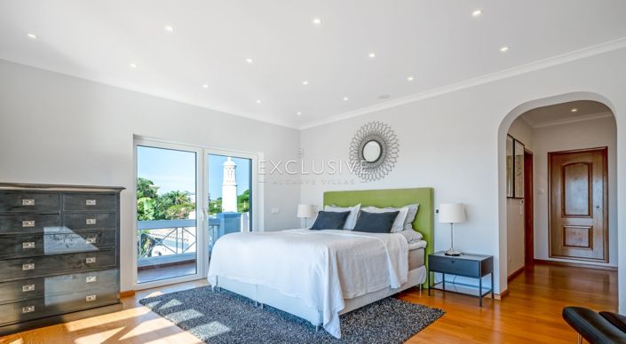 Image No.34-4 Bed Villa for sale
