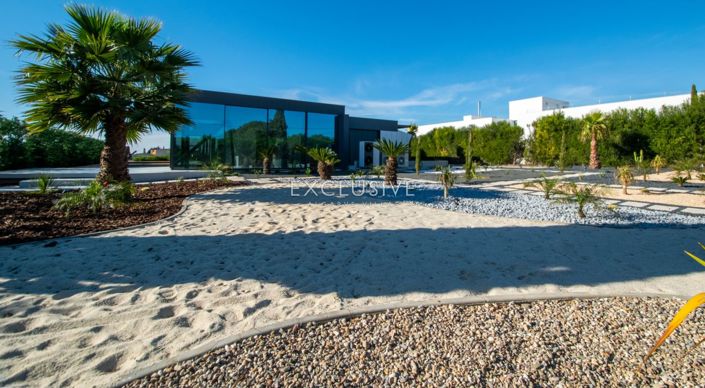 Image No.24-4 Bed Villa for sale