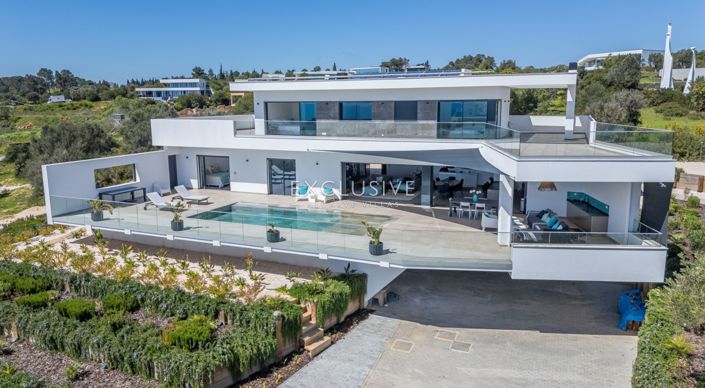 Image No.1-4 Bed Villa for sale