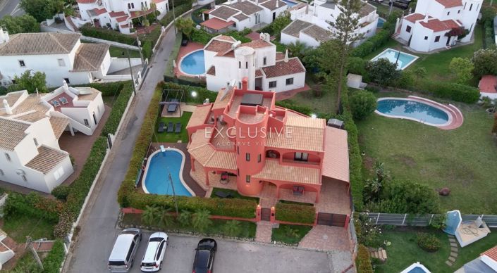 Image No.28-Villa de 4 chambres à vendre à Loule