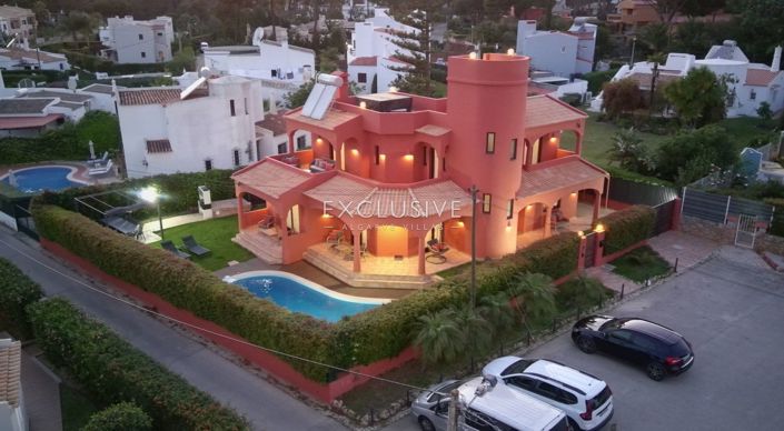 Image No.3-Villa de 4 chambres à vendre à Loule