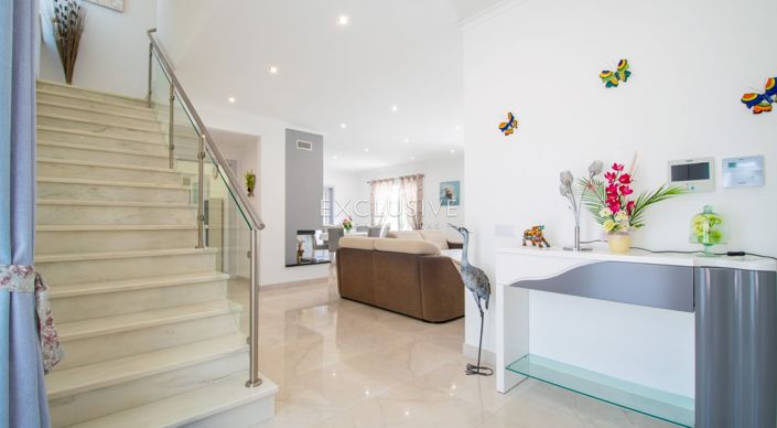 Image No.7-Villa de 4 chambres à vendre à Lagoa