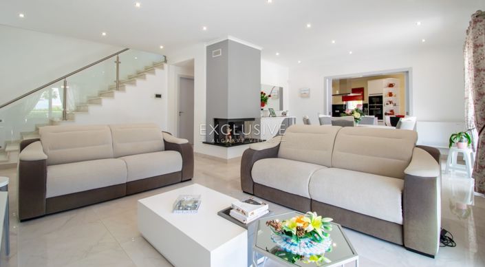 Image No.8-Villa de 4 chambres à vendre à Lagoa