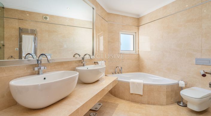 Image No.12-Villa de 4 chambres à vendre à Luz