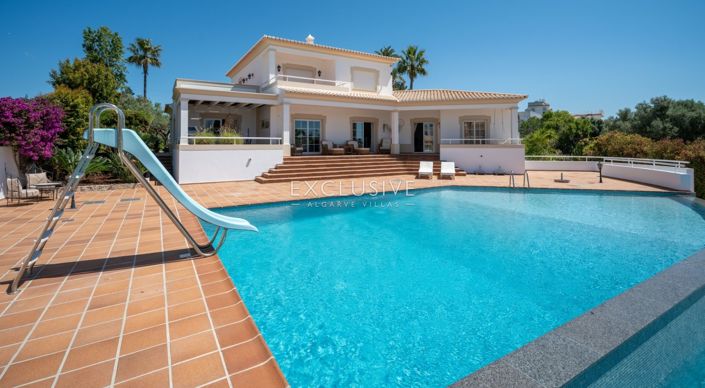 Image No.1-4 Bed Villa for sale