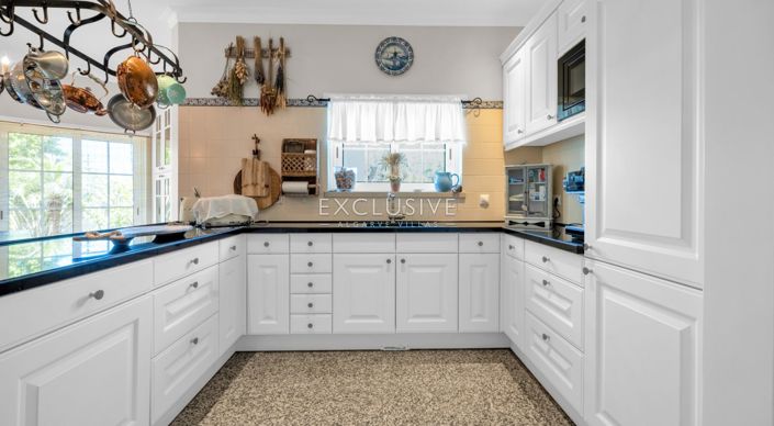 Image No.15-4 Bed Villa for sale