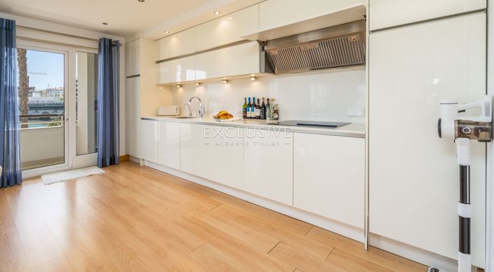 Image No.11-3 Bed Apartment for sale