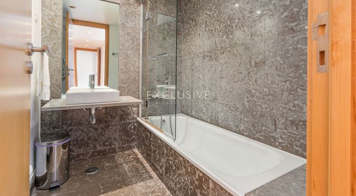 Image No.19-3 Bed Apartment for sale