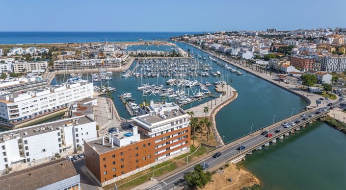 Image No.29-3 Bed Apartment for sale