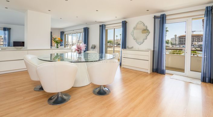 Image No.9-3 Bed Apartment for sale