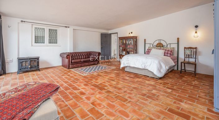 Image No.29-5 Bed Villa for sale