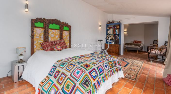 Image No.37-5 Bed Villa for sale