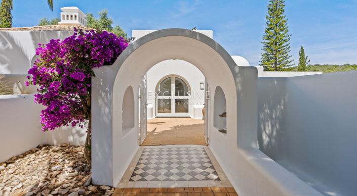 Image No.3-Villa de 6 chambres à vendre à Lagos