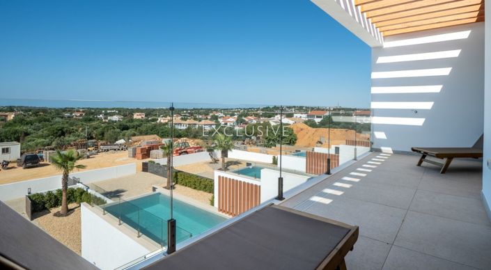 Image No.20-3 Bed Villa for sale