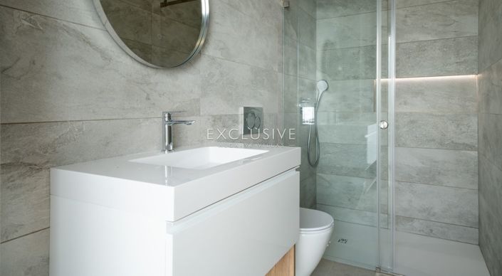 Image No.26-3 Bed Villa for sale