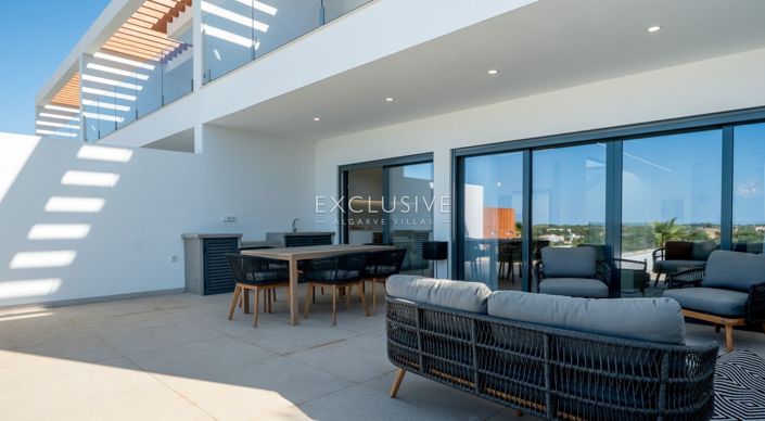 Image No.11-4 Bed Villa for sale