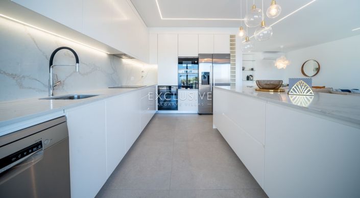 Image No.9-4 Bed Villa for sale