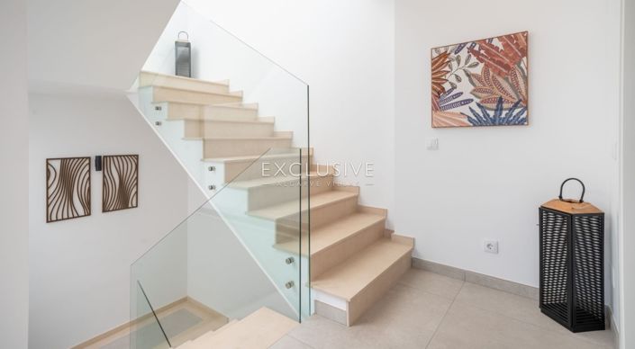 Image No.16-3 Bed Townhouse for sale