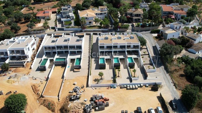 Image No.29-3 Bed Townhouse for sale