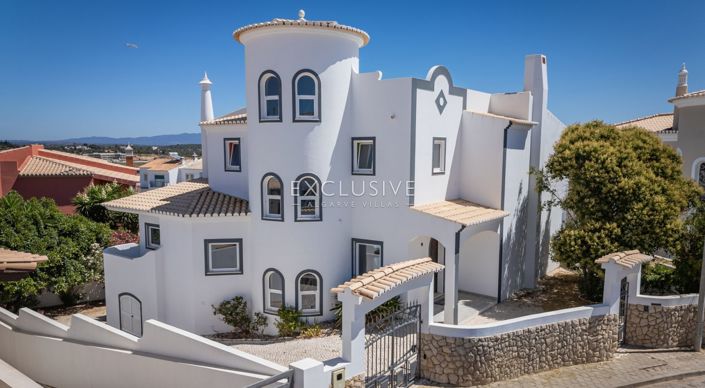 Image No.1-3 Bed Villa for sale