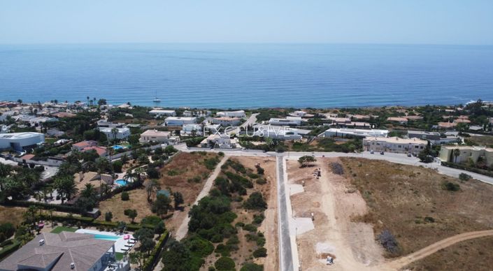 Image No.30-Terrain de 4 chambres à vendre à Luz