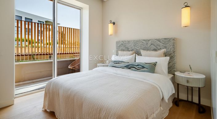 Image No.22-2 Bed Apartment for sale