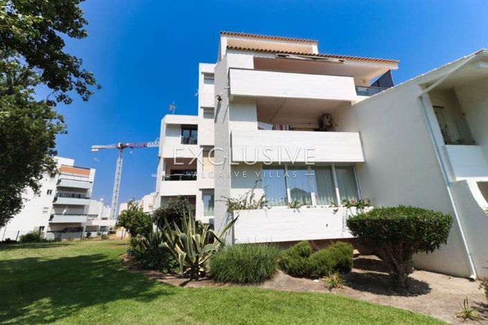 Image No.21-3 Bed Apartment for sale