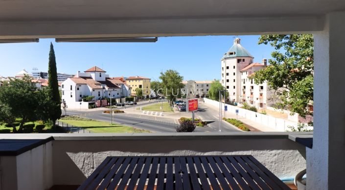 Image No.25-3 Bed Apartment for sale