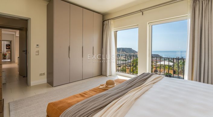 Image No.15-4 Bed Villa for sale