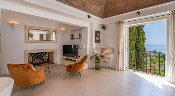 Image No.9-4 Bed Villa for sale