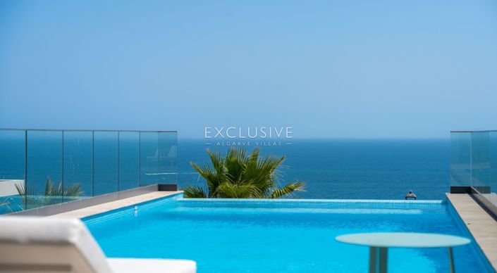 Image No.2-4 Bed Villa for sale