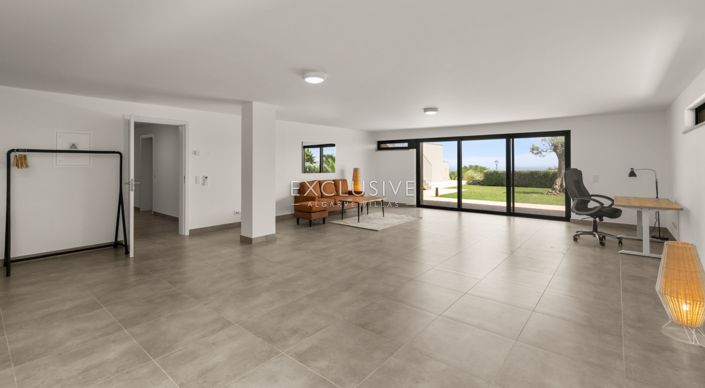 Image No.23-4 Bed Villa for sale