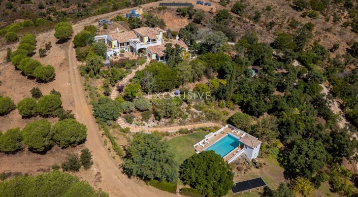 Image No.1-6 Bed Villa for sale