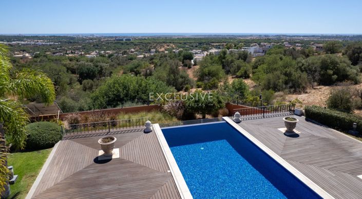 Image No.10-5 Bed Villa for sale