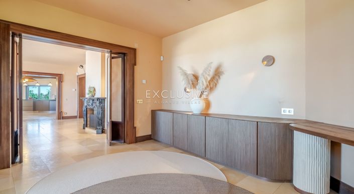 Image No.25-5 Bed Villa for sale