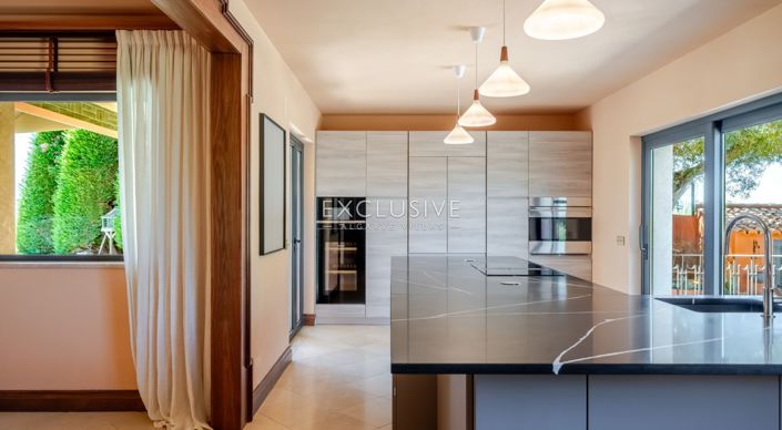 Image No.30-5 Bed Villa for sale