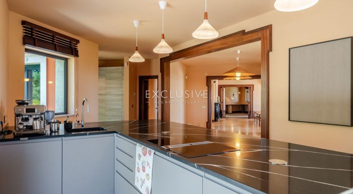 Image No.31-5 Bed Villa for sale