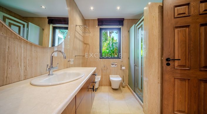 Image No.39-5 Bed Villa for sale