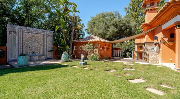 Image No.50-5 Bed Villa for sale