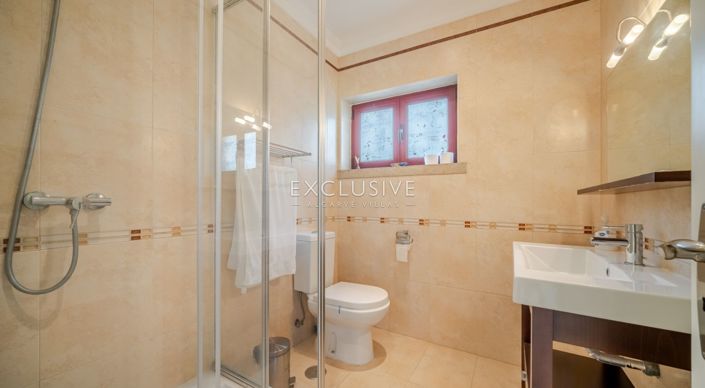 Image No.34-6 Bed Villa for sale